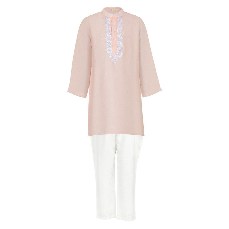 DAZZLING-KURTA-PAYJAMA-SET-114600-1